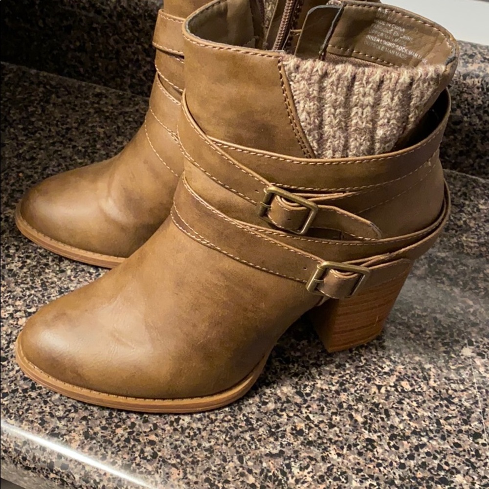 Brown booties with comfort at ankles- inside zip